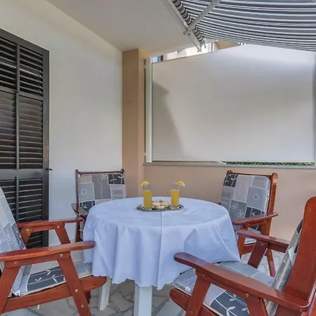 Dany Apartment Fazana Exterior photo